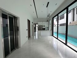 Parry Avenue (D19), Semi-Detached #579581411